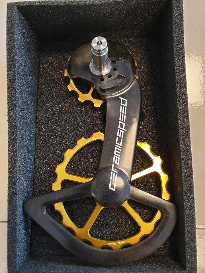 Bánh xe đề Ceramic Speed Overd Size Shimano (10-11 líp)
